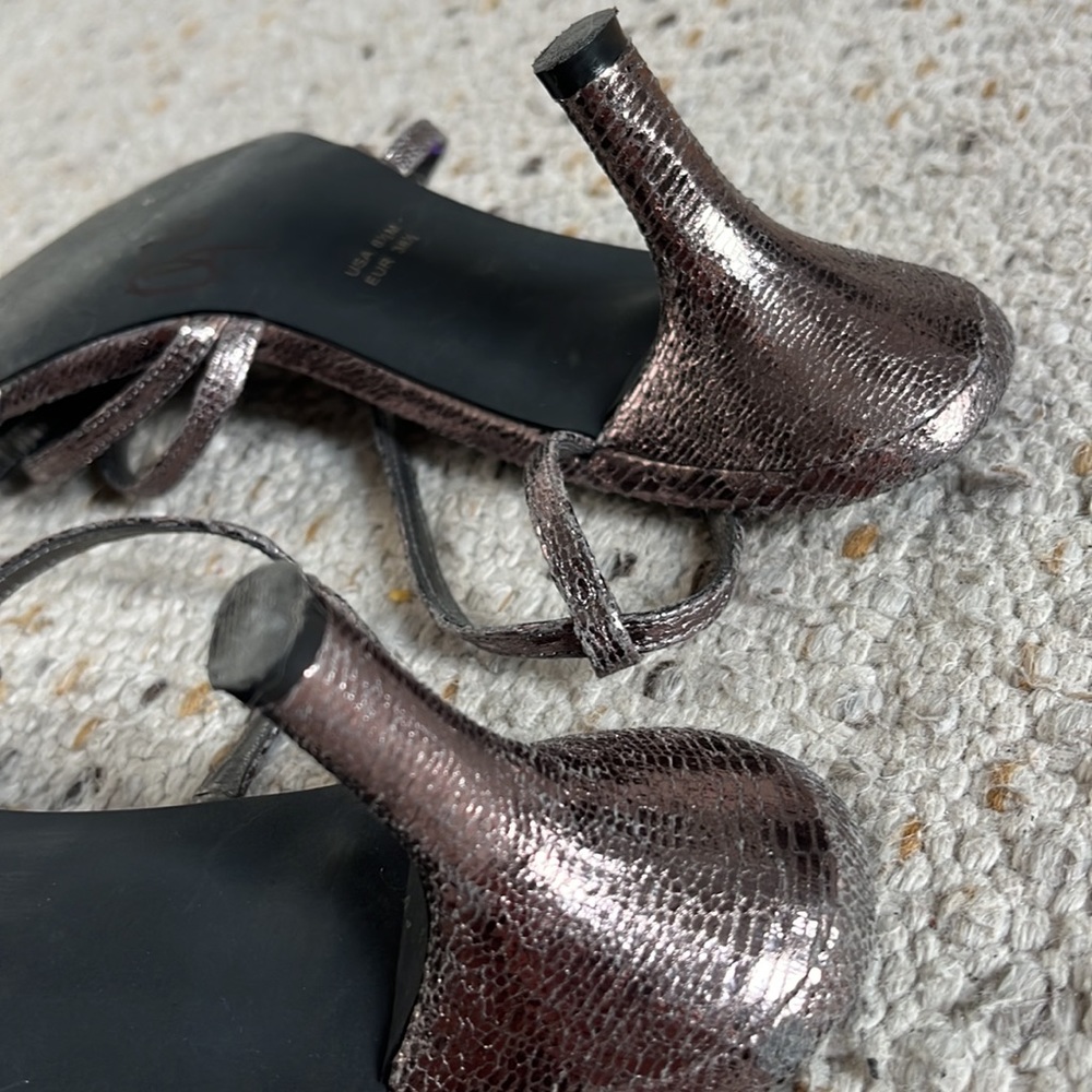 Shimmer strap heels - Picture 3 of 3